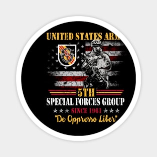 US Army 5th Special Forces Group US Solder Flag Vintage "De Oppresso Liber" US 5th SFG - Gift for Veterans Day 4th of July or Patriotic Memorial Day Magnet